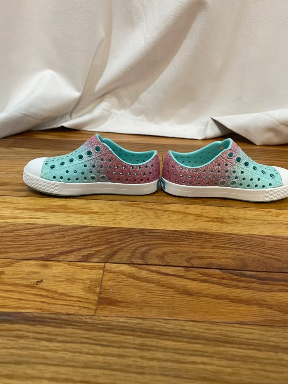Native Jefferson Bio-Bling Toddler Shoes, Pink/Blue, Size 5 - Picture 9 of 10